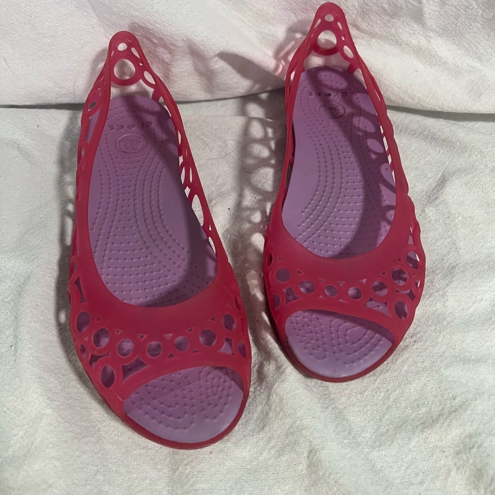 Crocks pink and Violet Pep Toe Jelly Shoe